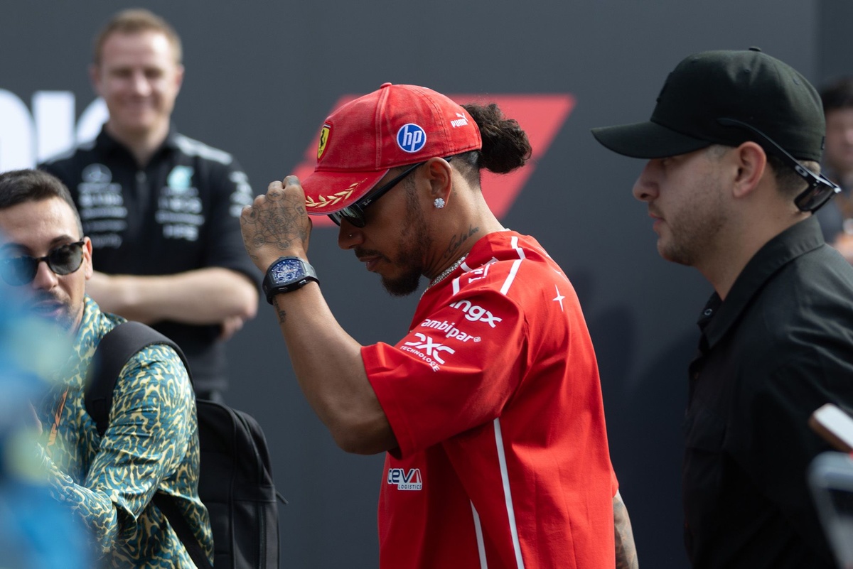 Ferrari Too Late to Pigeonhole Lewis Hamilton in F1 Title Battle, Jolyon Palmer Warns