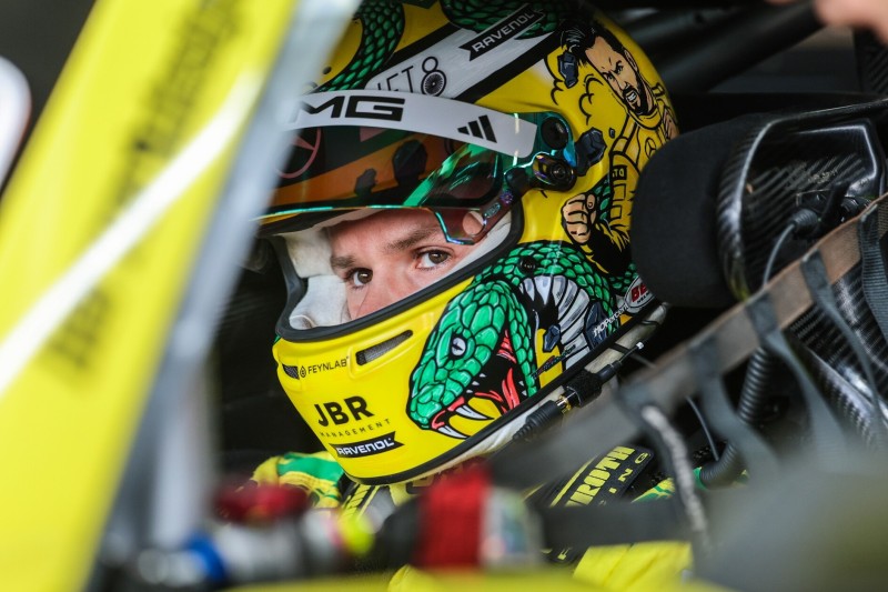 Jules Gounon suffers only minor hand injury in DTM crash