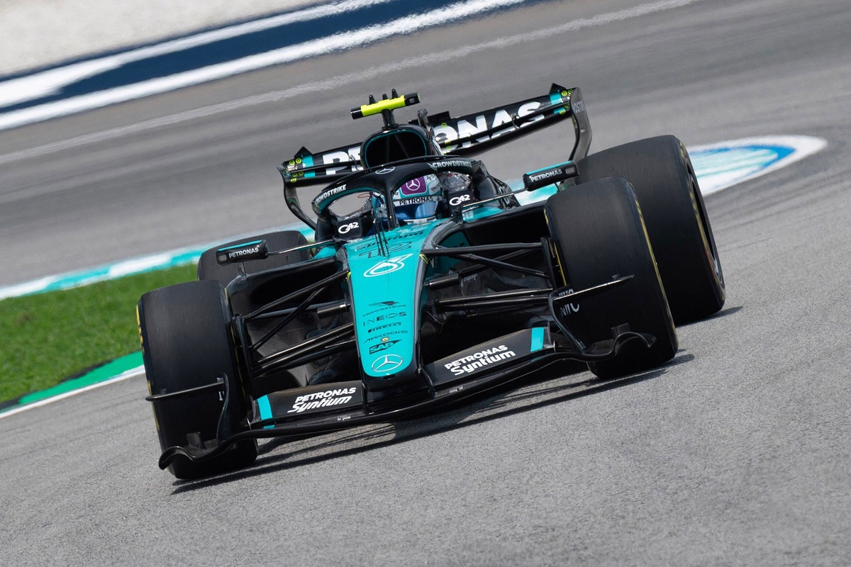 Kimi Antonelli Bounces Back in Bahrain GP, Tops FP3 After Tough Friday