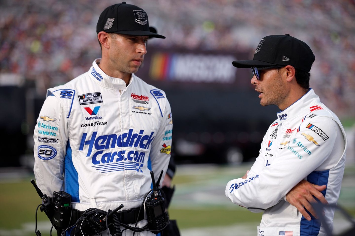 Kyle Larson's 2.2 average finish is turning Cup Series Chase into a rout