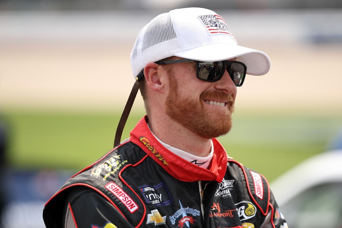 Jeb Burton joins RSS Racing, will drive father Ward Burton's No. 22