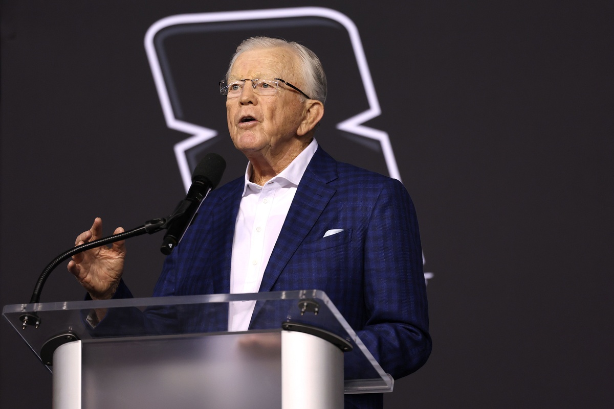 Joe Gibbs Shares Humorous Tribute to Kyle Busch at Celebration of Life