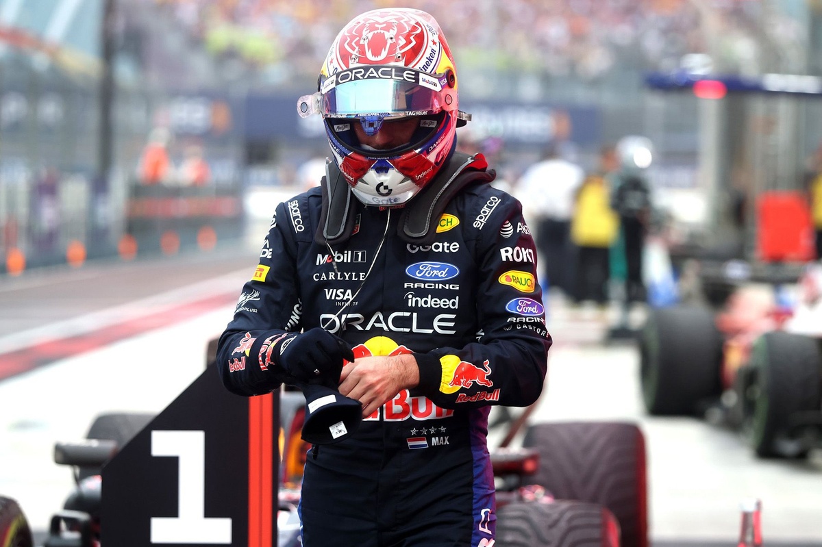 Max Verstappen hints at change after Red Bull's poor F1 starts in Malaysia and Singapore