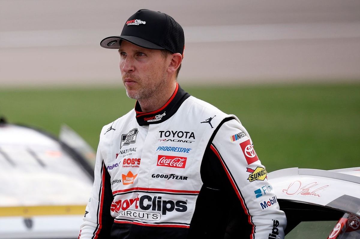 Denny Hamlin Chasing Kyle Larson—One Race at a Time in the Chase
